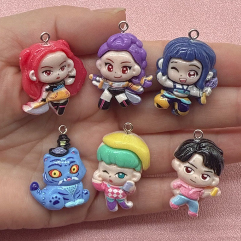 Resin Art Gift Ideas - 10 szt. żywicznych zawieszek z motywami